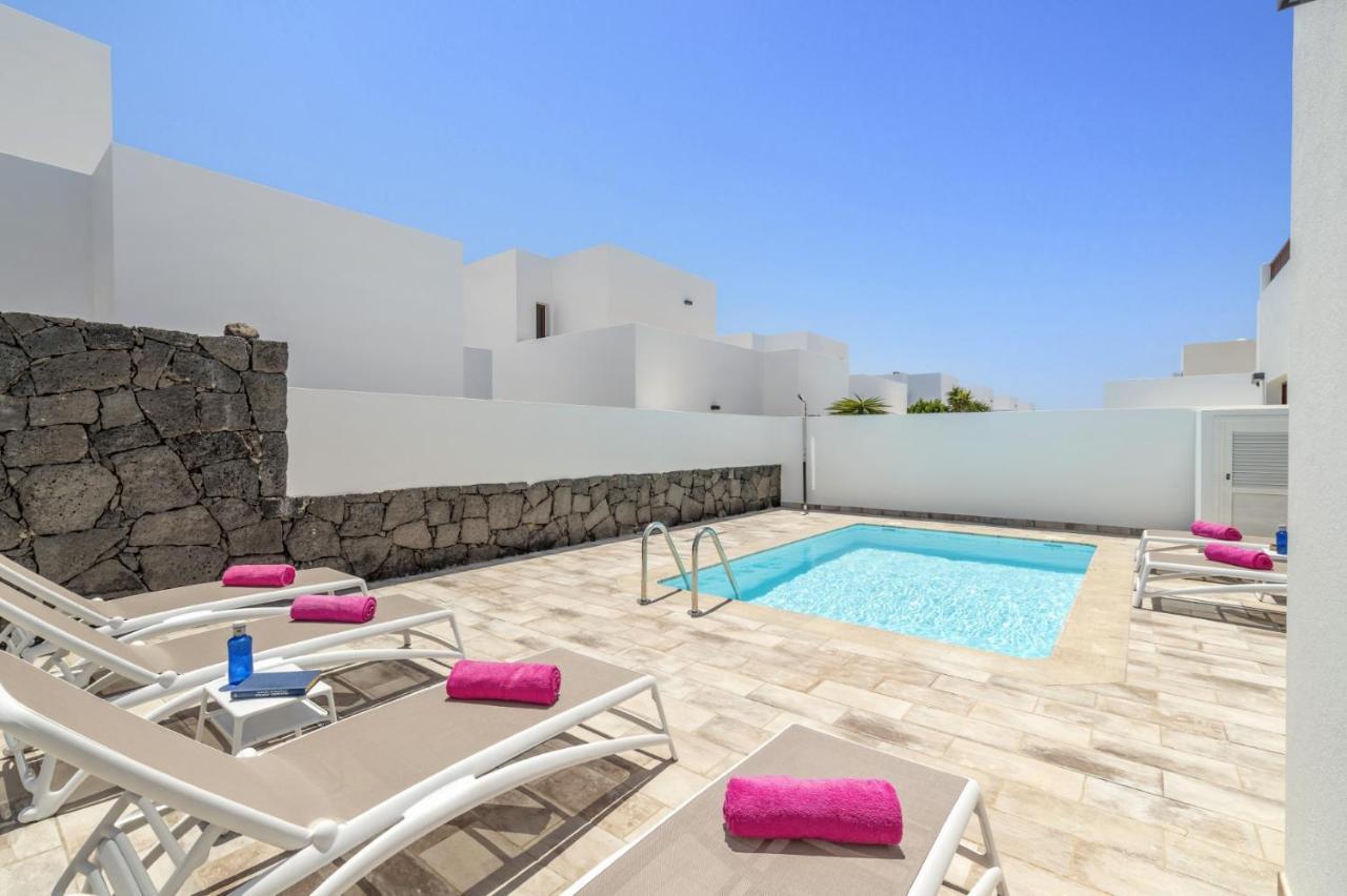 Villa Alicia By Villa Plus Playa Blanca  Exterior photo